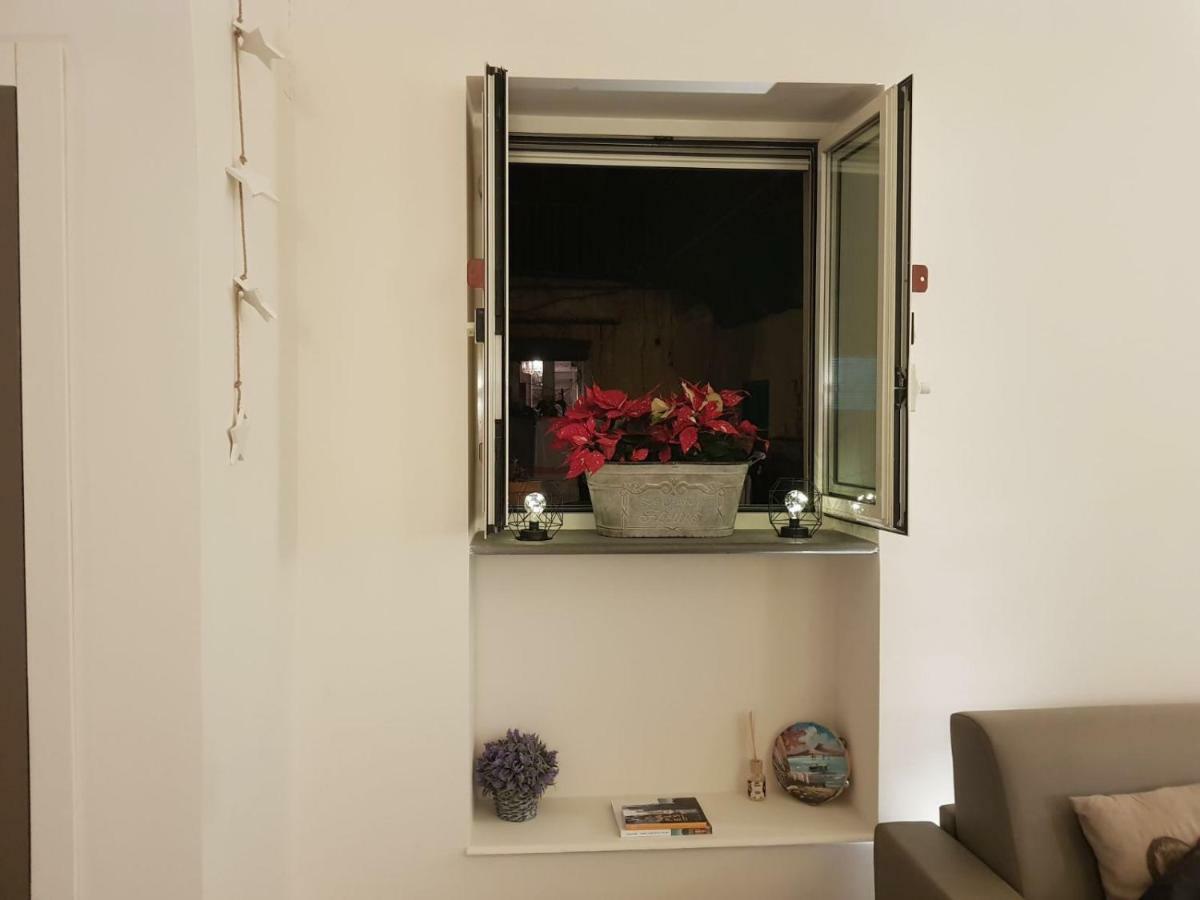 Home "Suite" Home نابولي المظهر الخارجي الصورة