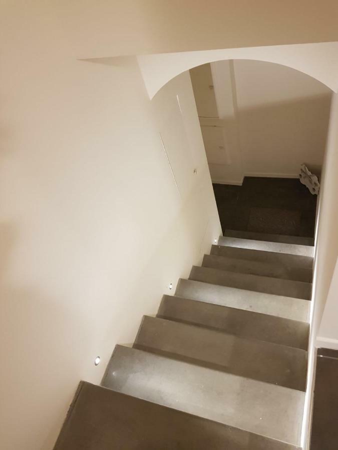 Home "Suite" Home نابولي المظهر الخارجي الصورة